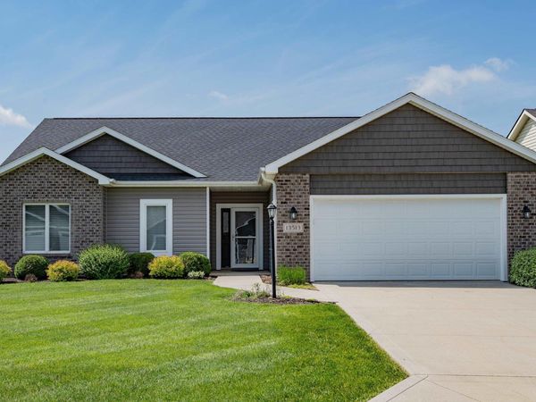 13513 Slate Ridge Court, Fort Wayne, IN 46814