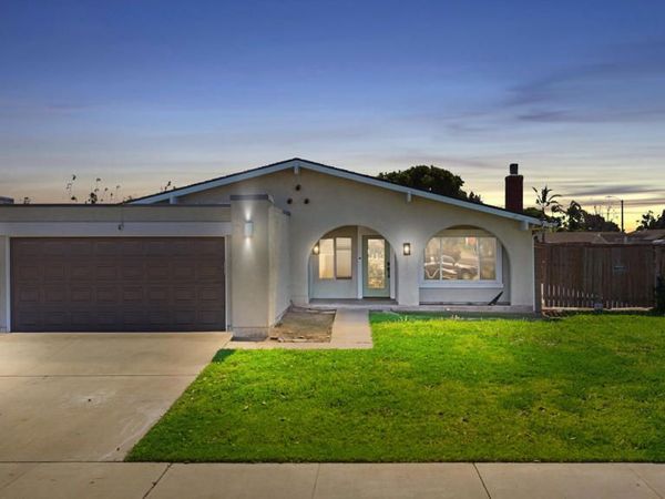 3090 Net Court, Oxnard, CA 93035