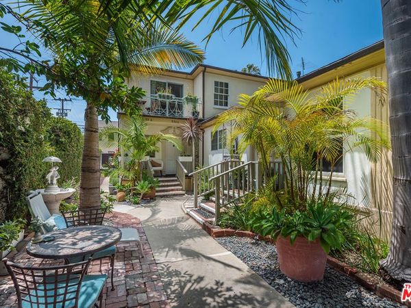 8950 Burton Way, Beverly Hills, CA 90211