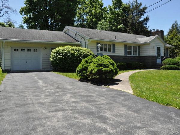 32 Fuller Lane , Hyde Park, NY 12538