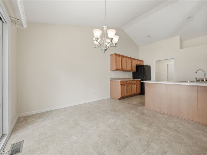 635 Durkin Way SW, North Canton, OH 44720 Photo 12