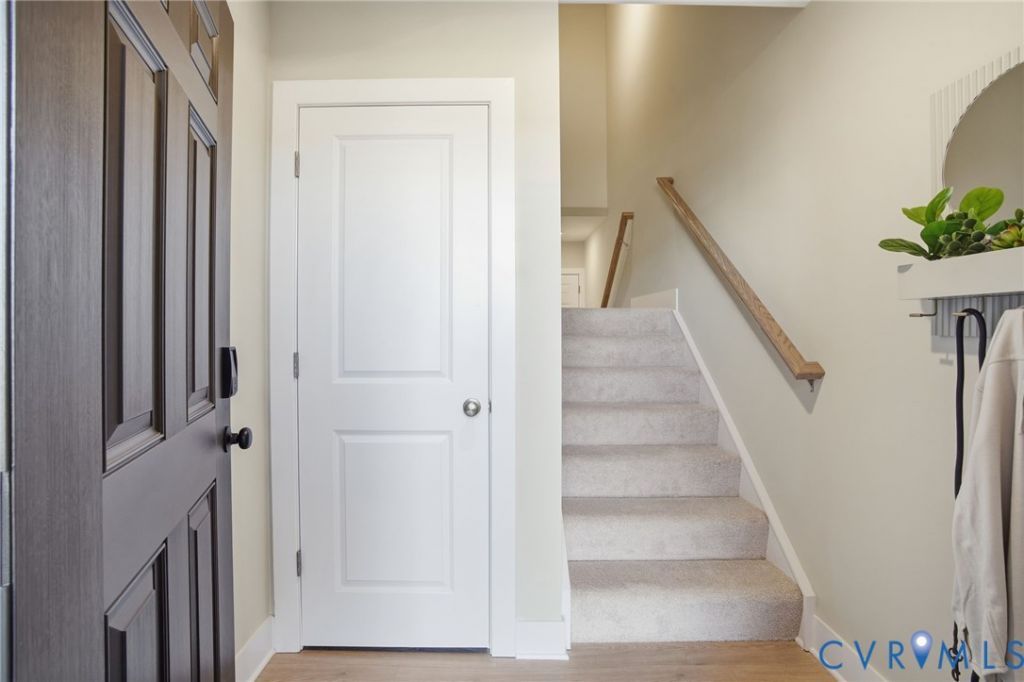 379 Heights Ridge Alley, Midlothian, VA 23113 Main Photo