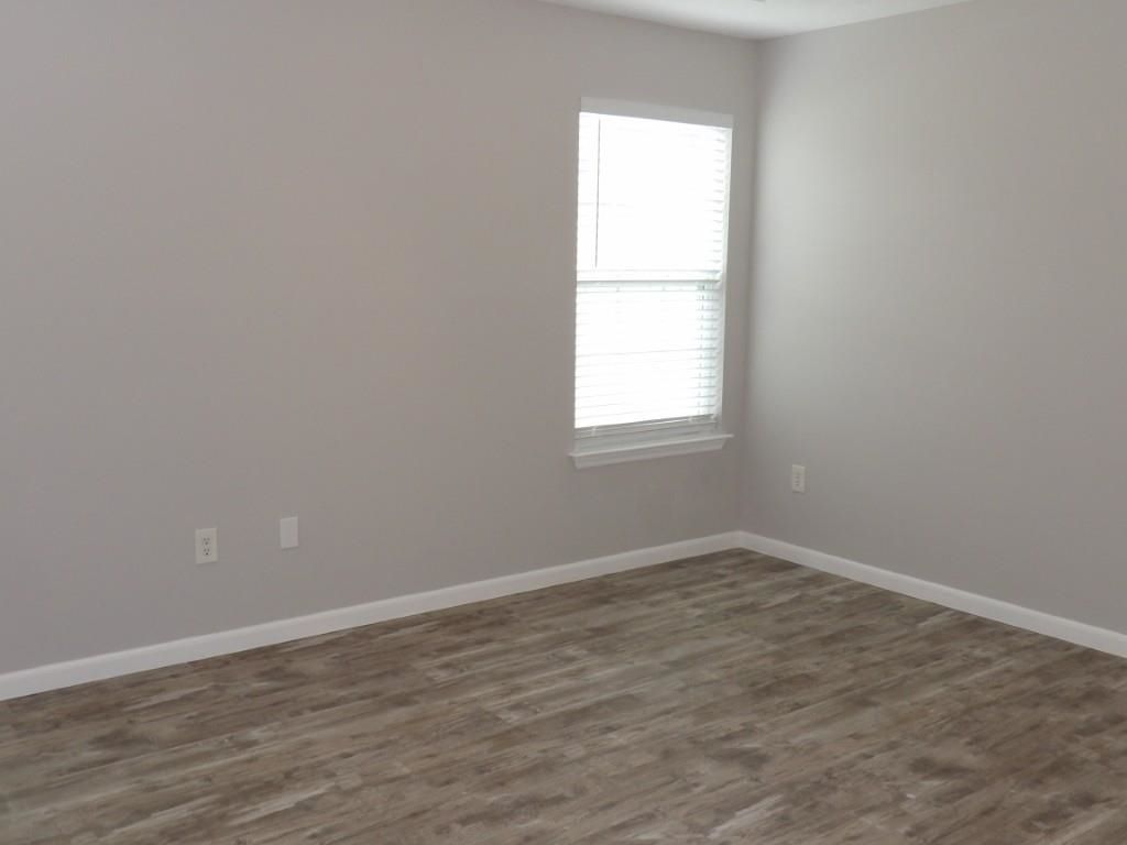 151 Heath Dr.  Photo 11