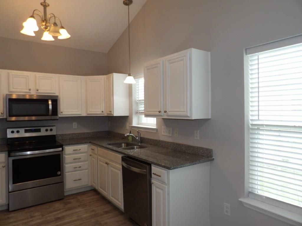 151 Heath Dr.  Photo 7
