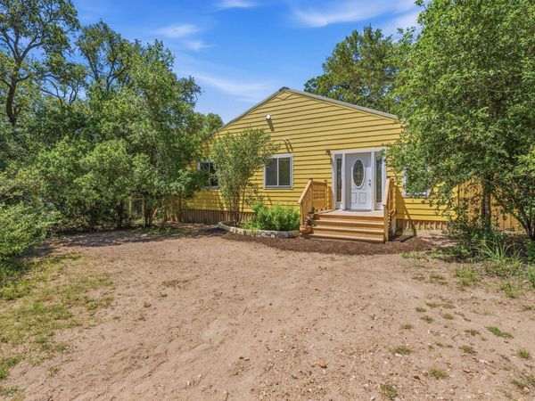 1998 Upper Elgin River RD , Elgin, TX 78621