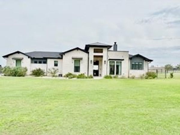 1024 Henry Way, Springtown, TX 76082