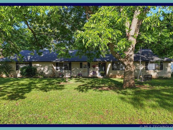 730 S Broadway , Roff, OK 74865