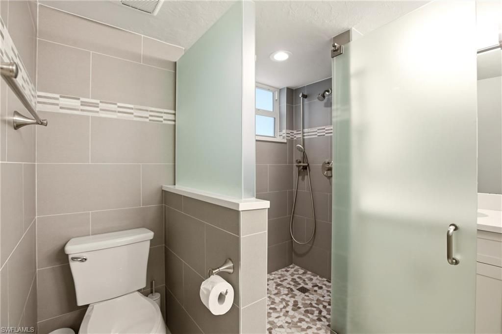 5550 Heron Point Dr, Unit 503, Naples, FL 34108 Photo