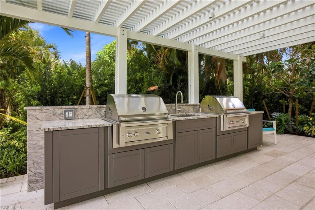 5550 Heron Point Dr, Unit 503, Naples, FL 34108 Photo