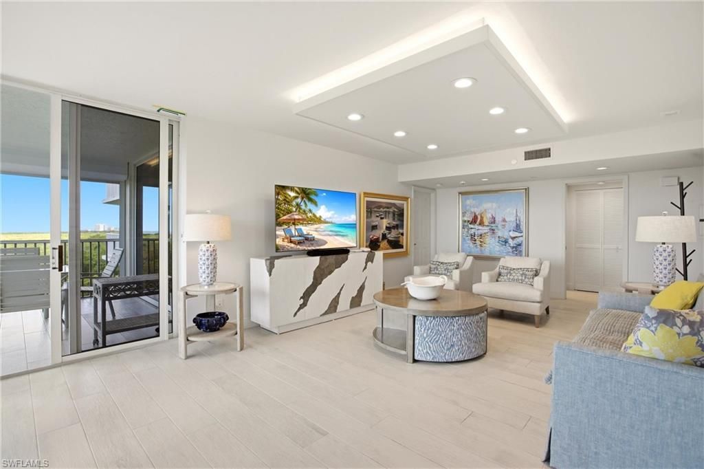 5550 Heron Point Dr, Unit 503, Naples, FL 34108 Photo