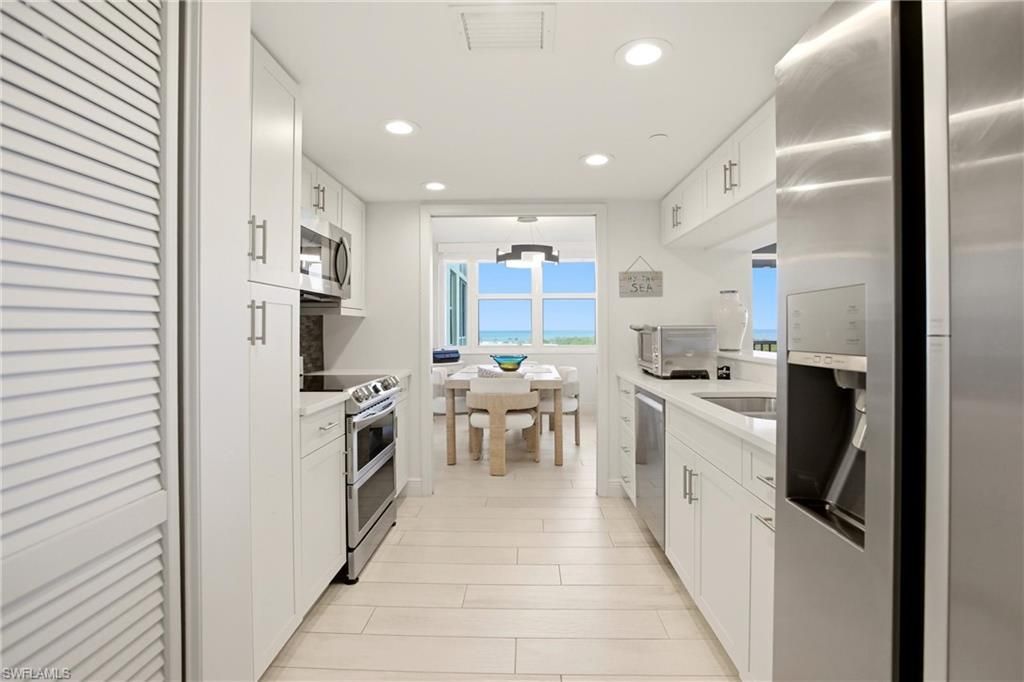 5550 Heron Point Dr, Unit 503, Naples, FL 34108 Photo