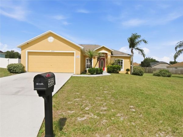 5553 MOON VALLEY DRIVE , LAKELAND, FL 33812
