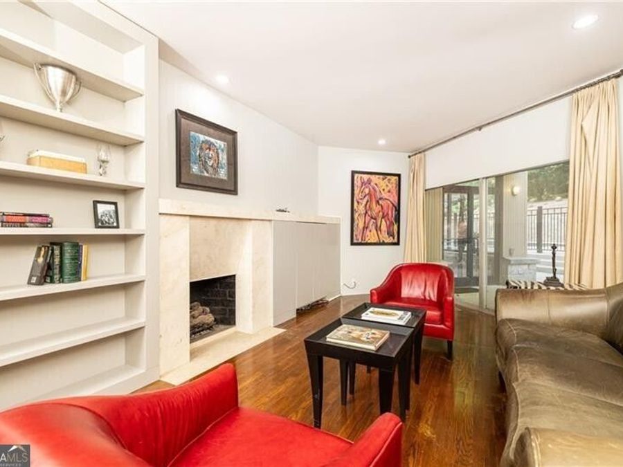 Property Image 36