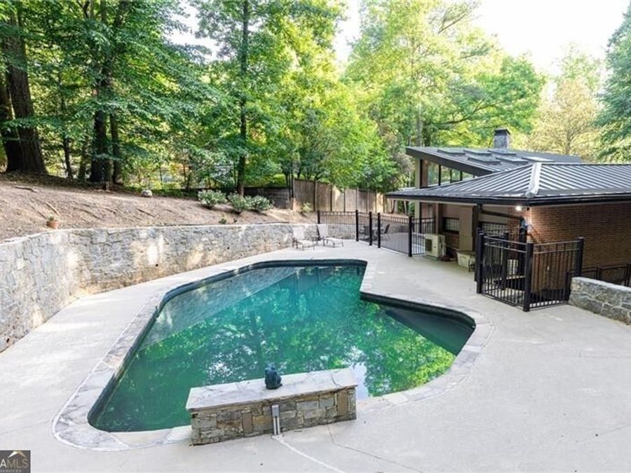 Property Image 44
