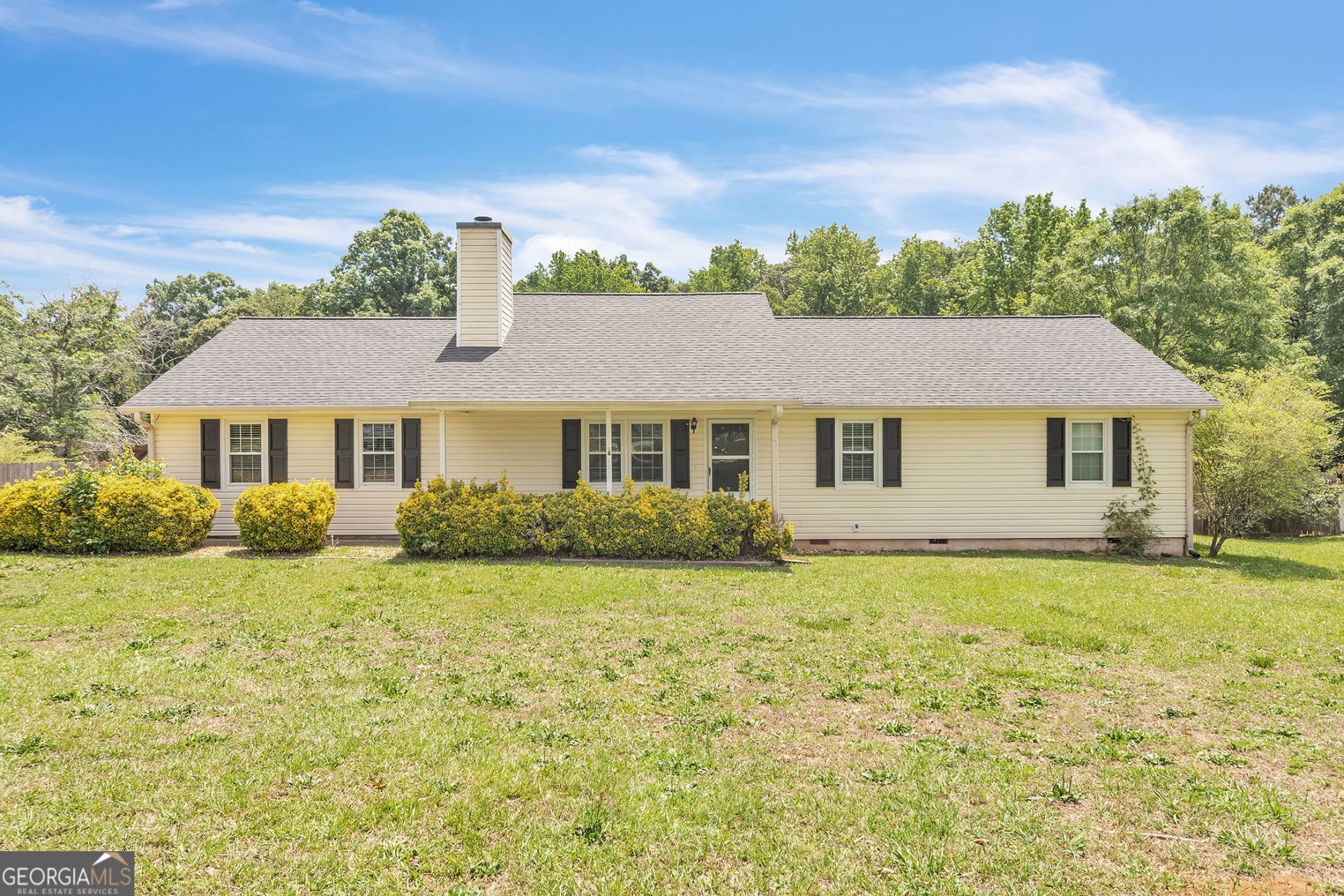 205 Planters Walk, Locust Grove, GA 30248 Main Photo