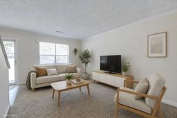 6240 Lucille Drive photo 4
