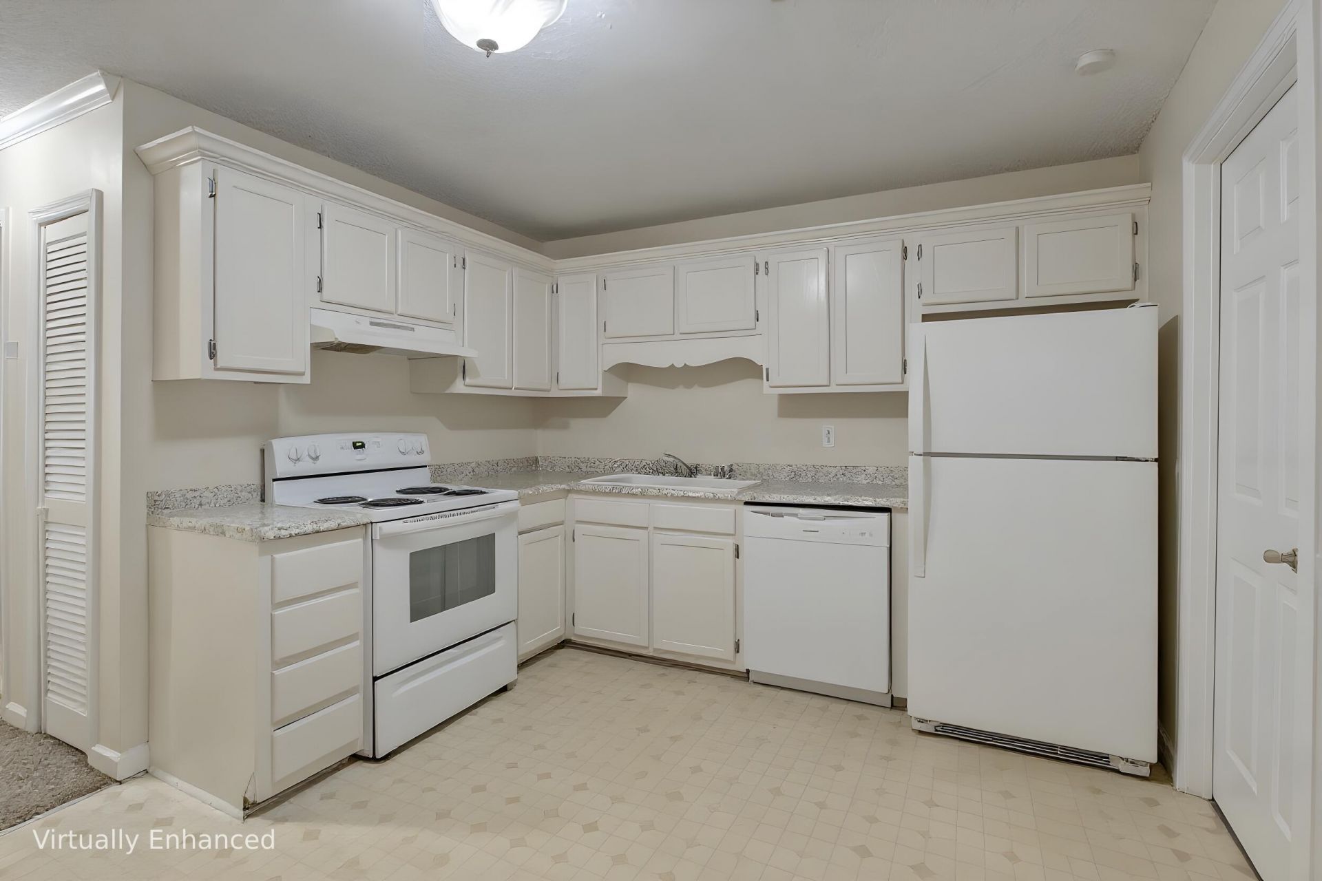 6240 Lucille Drive Photo 6