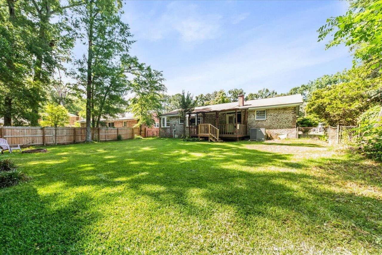 8020 Nantuckett Avenue Photo 31
