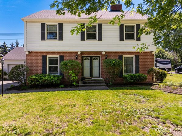 400 N Alden Road, Muncie, IN 47304