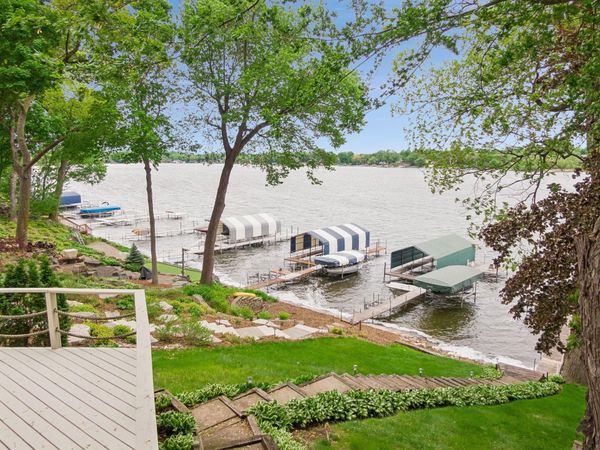 4936 Edgewater Drive , Mound, MN 55364