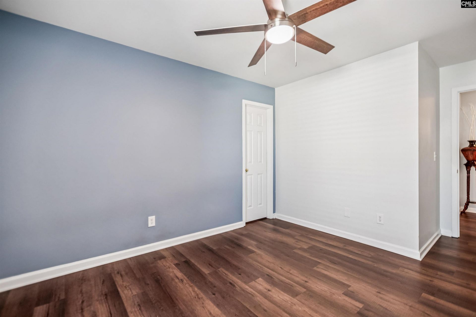 127 Hunters Mill Drive  Photo 32