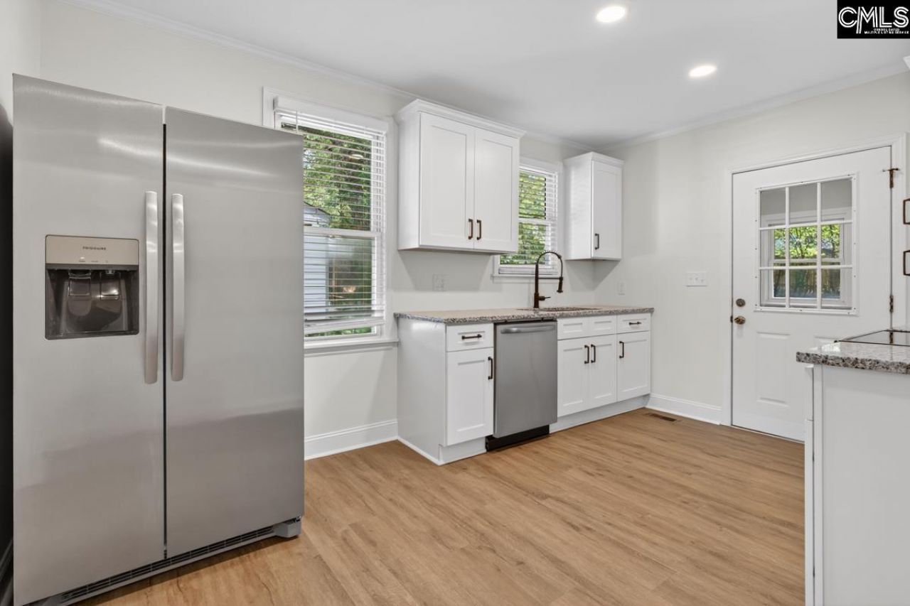 410 Tyler Street  Photo 10