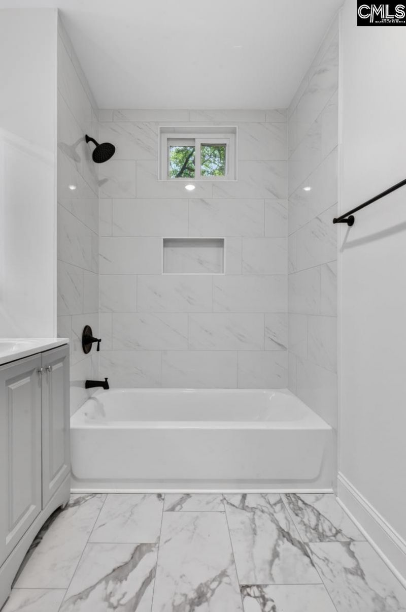 410 Tyler Street  Photo 15