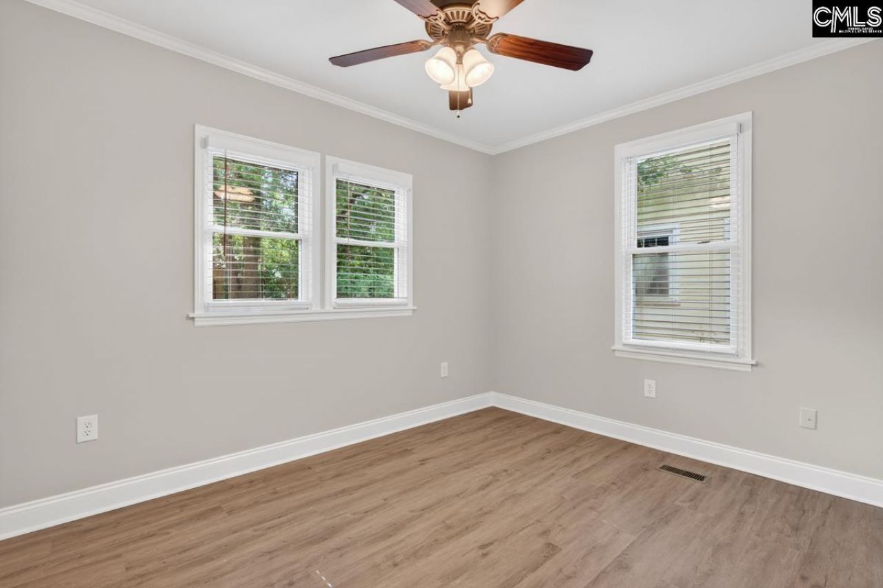 410 Tyler Street  Photo 17