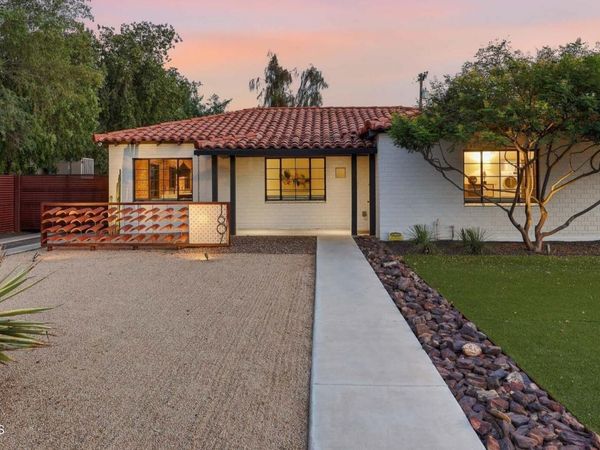 1607 W FLOWER Circle N, Phoenix, AZ 85015