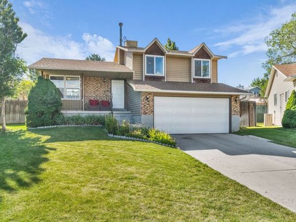 6638 S MILFOIL CIR , West Jordan, UT 84081