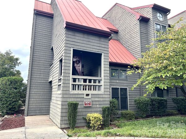 9041 J M Keynes Drive , Charlotte, NC 28262