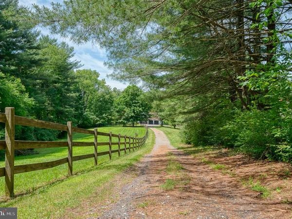 6 OLD GARRETT COURT, WHITE HALL, MD 21161