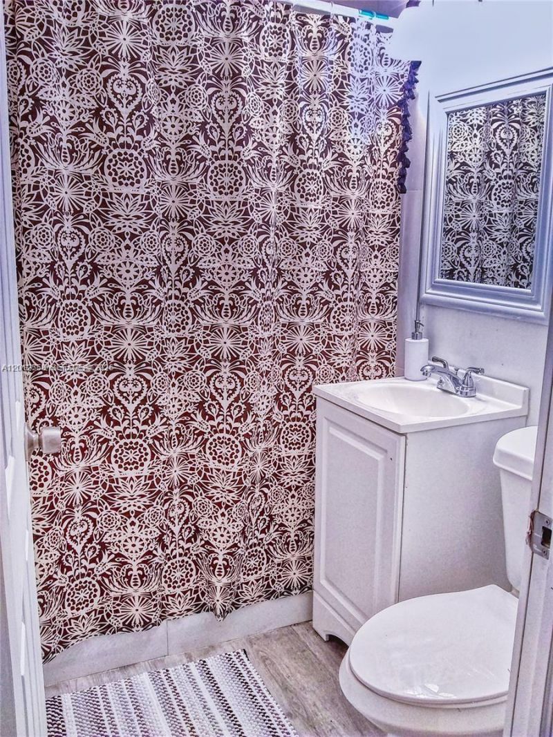 142 NE 56th St, Unit A, Miami, FL 33137 Photo