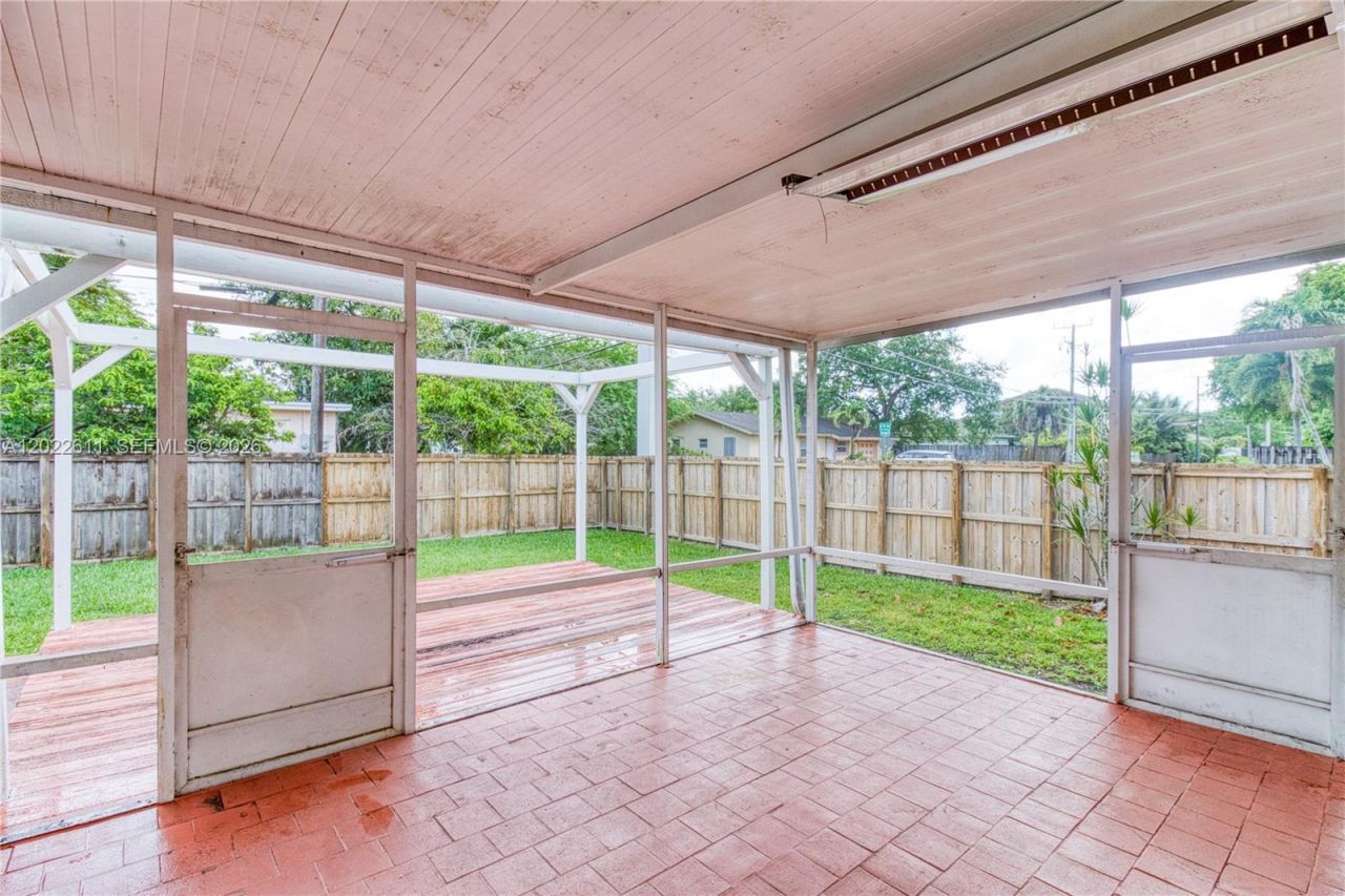 7401 Raleigh St , Hollywood, FL 33024 Photo