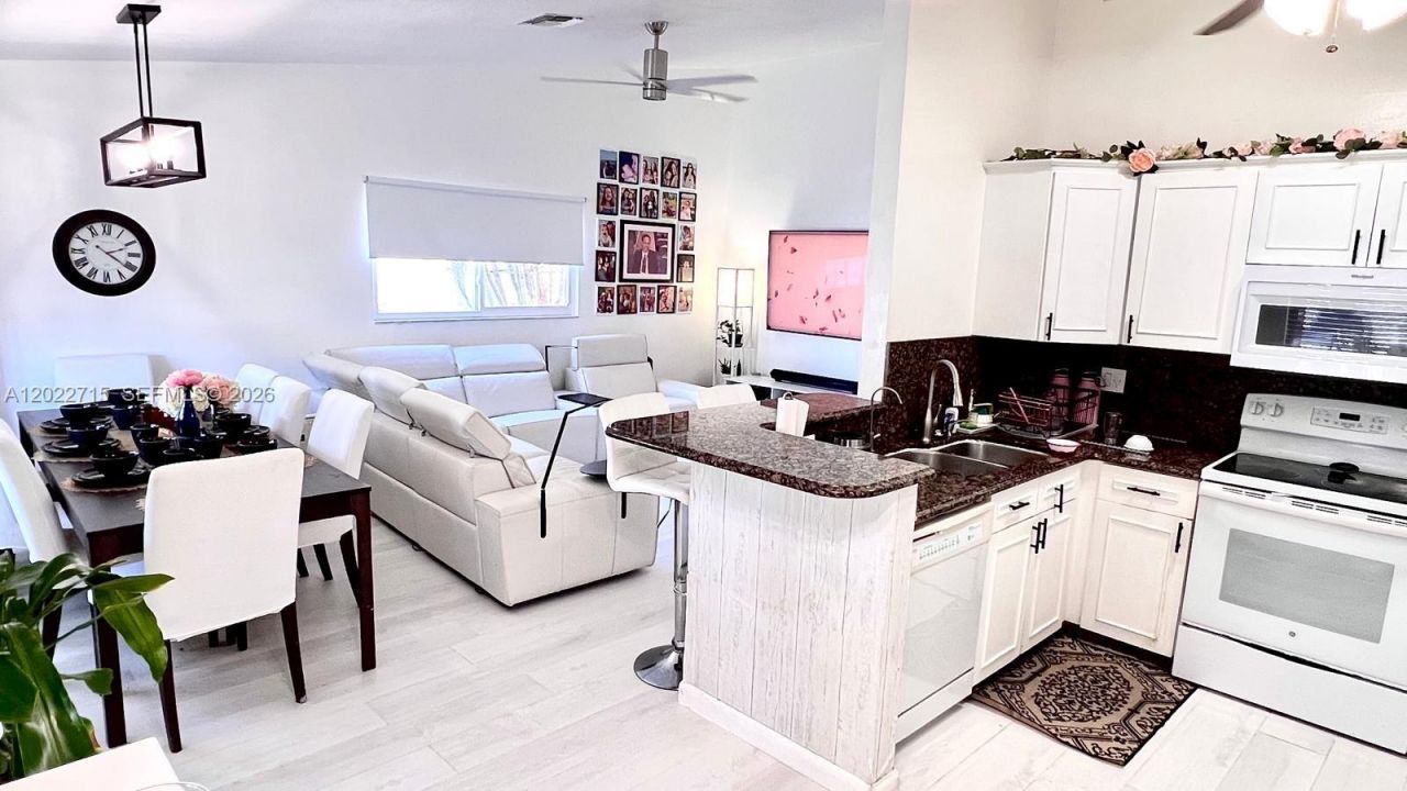 10669 Boca Entrada Blvd, Palm Beach, FL 33428 Photo