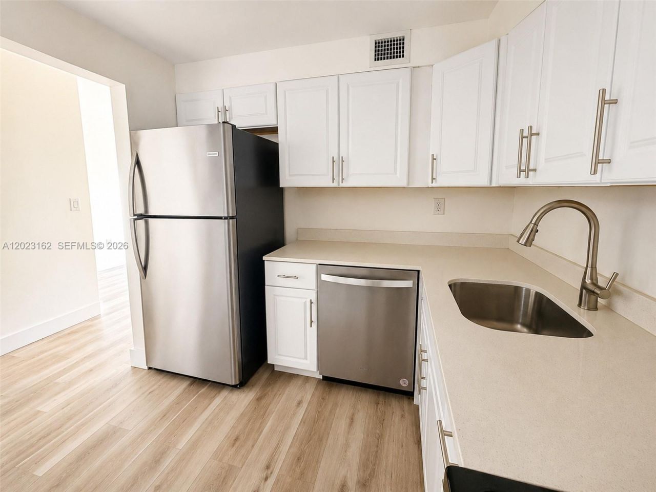 1470 NE 125th Ter, Unit 809, North Miami, FL 33161 Photo