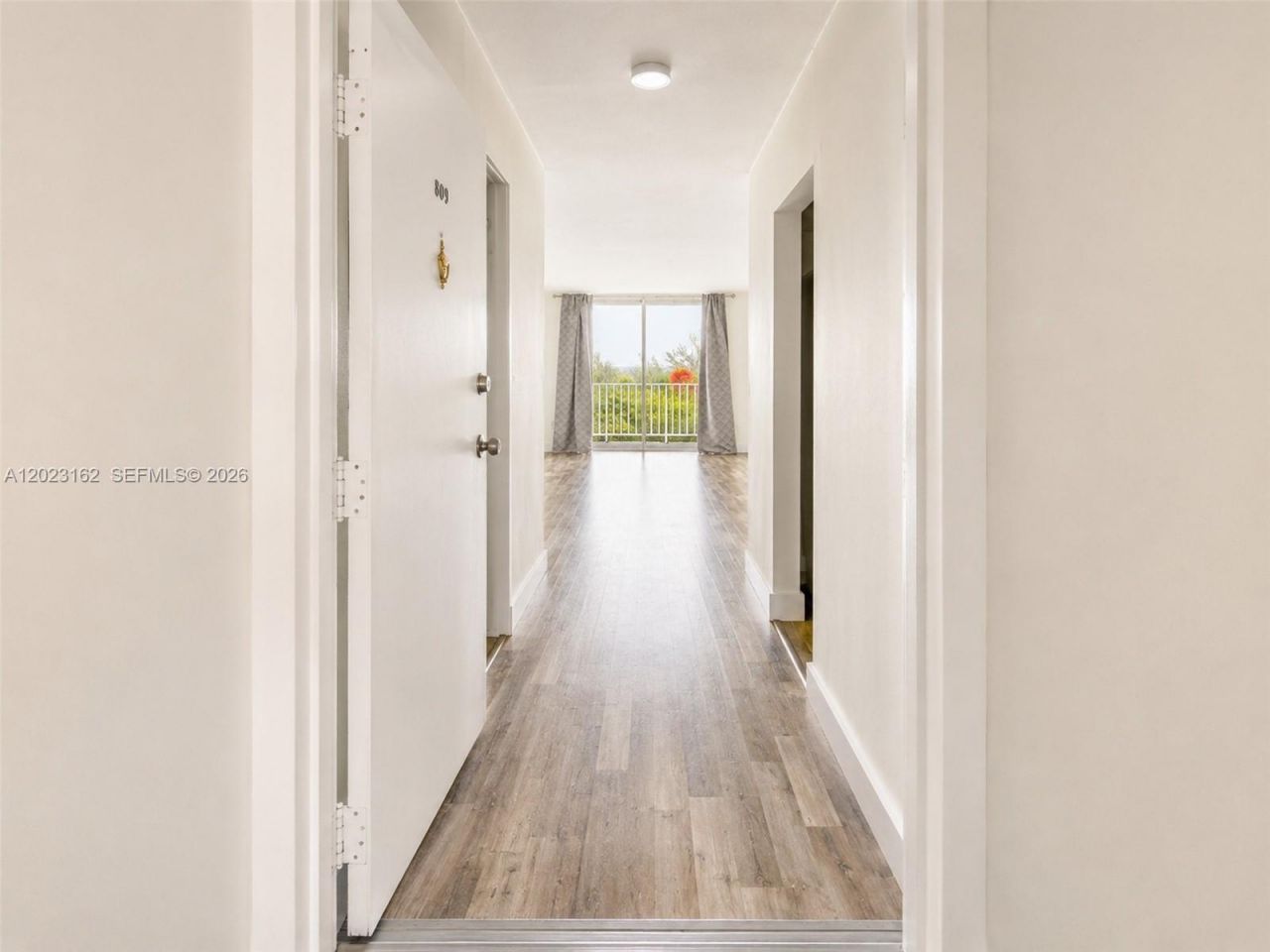 1470 NE 125th Ter, Unit 809, North Miami, FL 33161 Photo