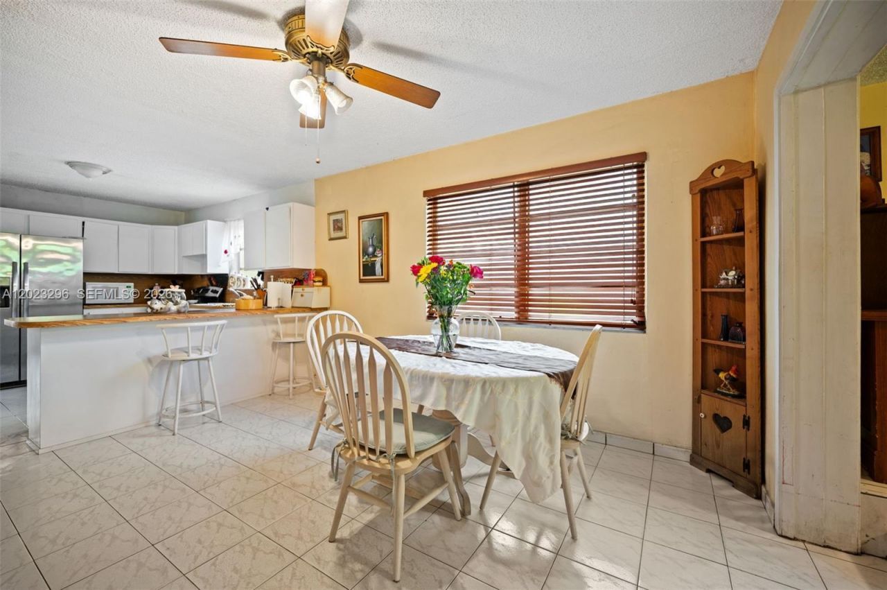 1792 SW 11th St , Miami, FL 33135 Photo