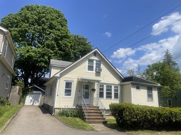 21 Arbor Lane, Unit 21, Dedham, MA 02026