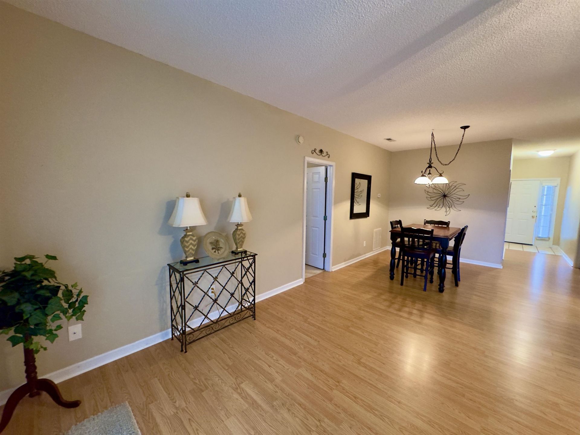 1058 Sea Mountain Hwy.  Photo 11