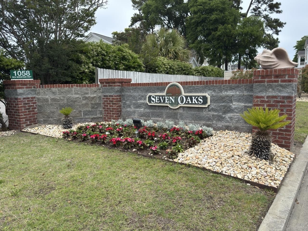 1058 Sea Mountain Hwy.  Photo 14