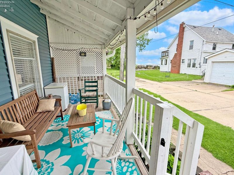 19 Oakwood Avenue, Huron, OH 44839 Photo 6