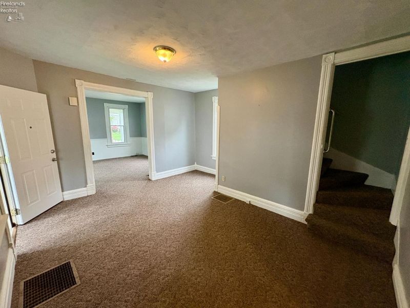 370 S Monroe Street, Tiffin, OH 44883 Photo 12