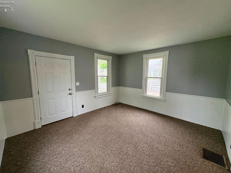 370 S Monroe Street, Tiffin, OH 44883 Photo 3