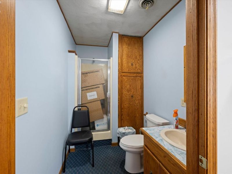 318 W Main Street, Bellevue, OH 44811 Photo 14