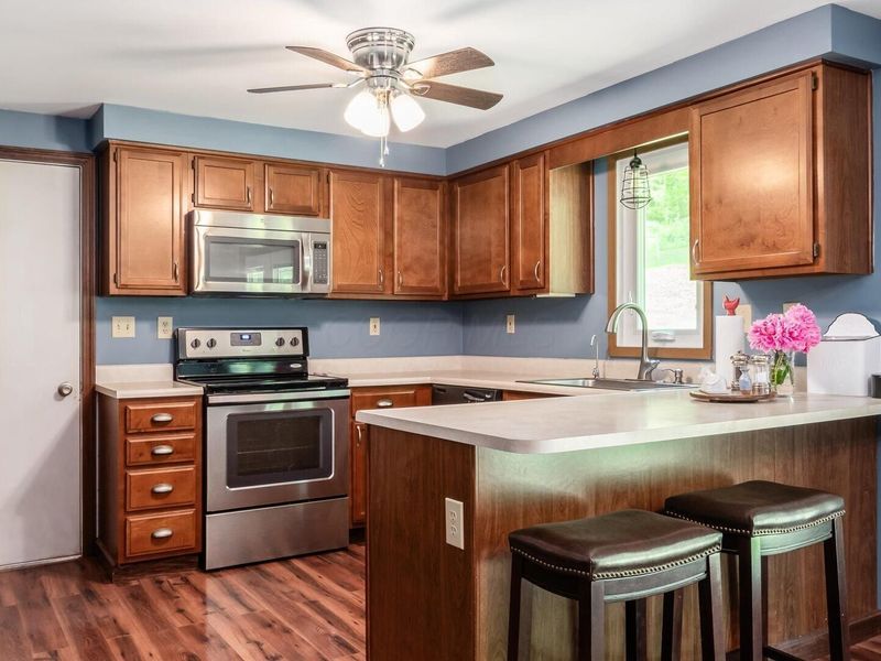 385 Irish Ridge Road, Philo, OH 43771 Photo 12