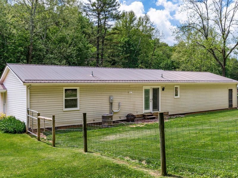 385 Irish Ridge Road, Philo, OH 43771 Photo 41