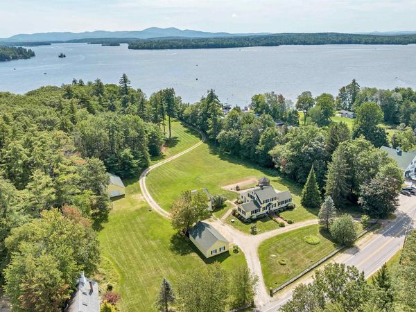 456 Governor Wentworth Highway, Tuftonboro, NH 03816