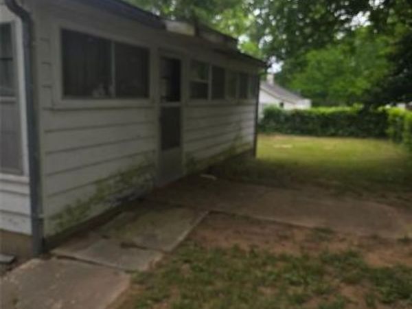 504 2nd, Doniphan, MO 63935