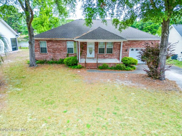 1077 River Drive SW, Calabash, NC 28467